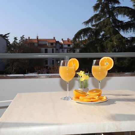 Apartman Perla Deluxe Poreč Buitenkant foto