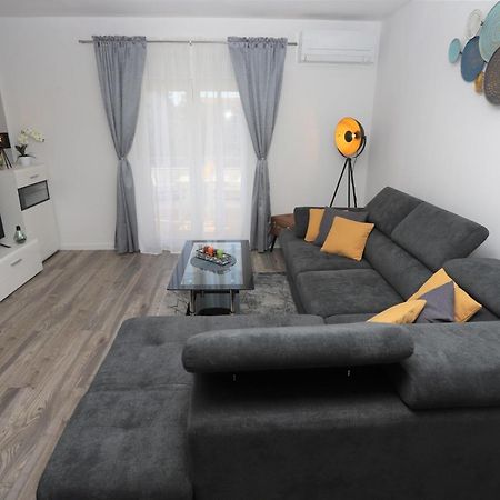 Apartman Perla Deluxe Poreč Buitenkant foto