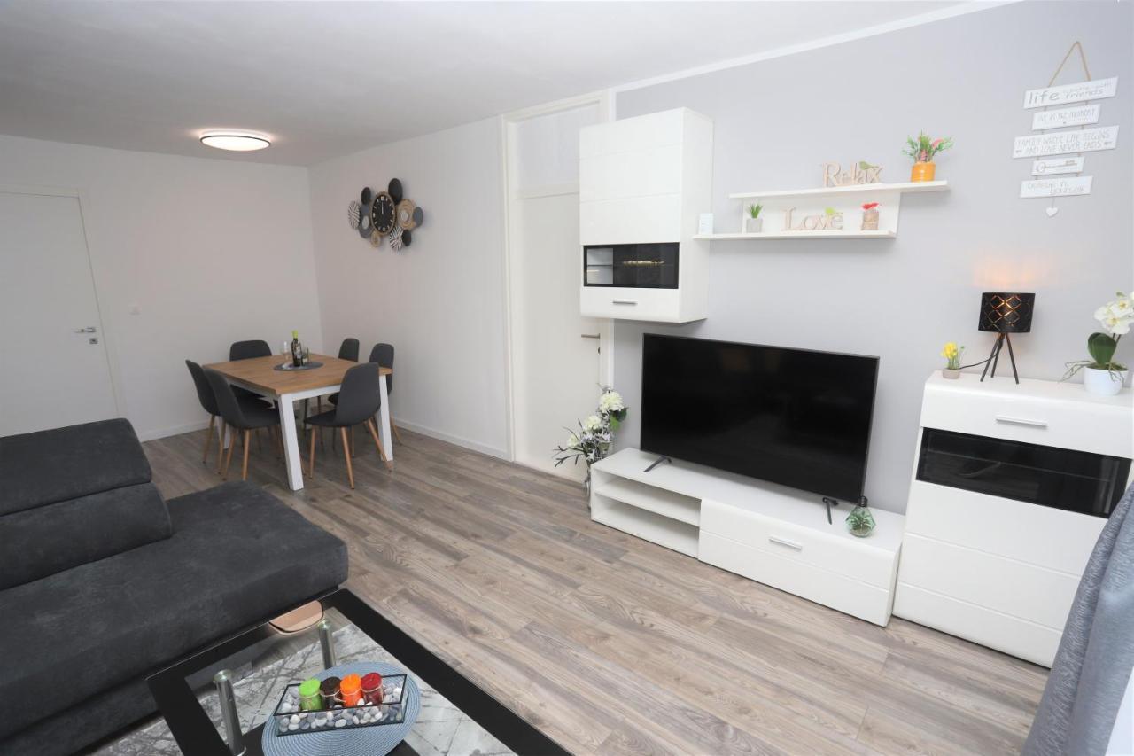 Apartman Perla Deluxe Poreč Buitenkant foto