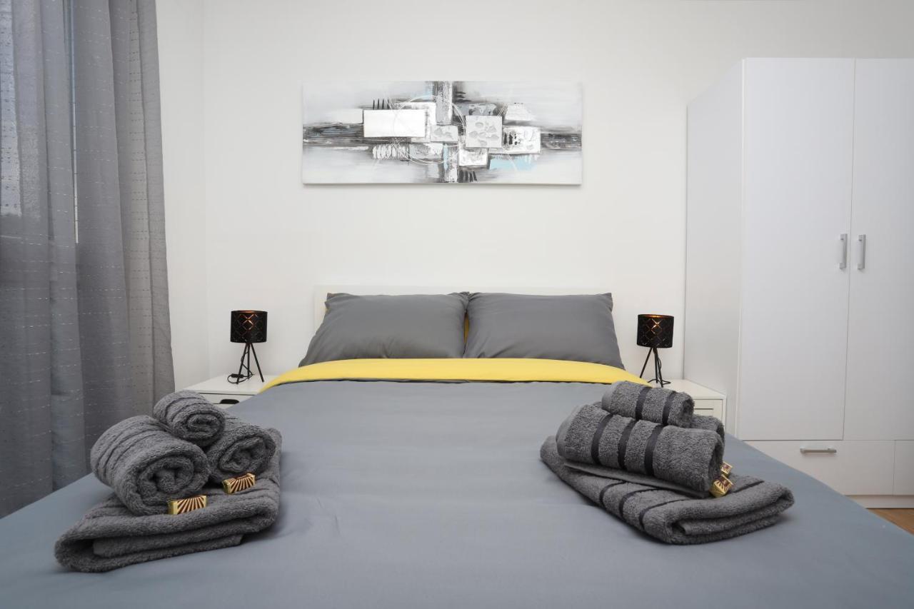 Apartman Perla Deluxe Poreč Buitenkant foto