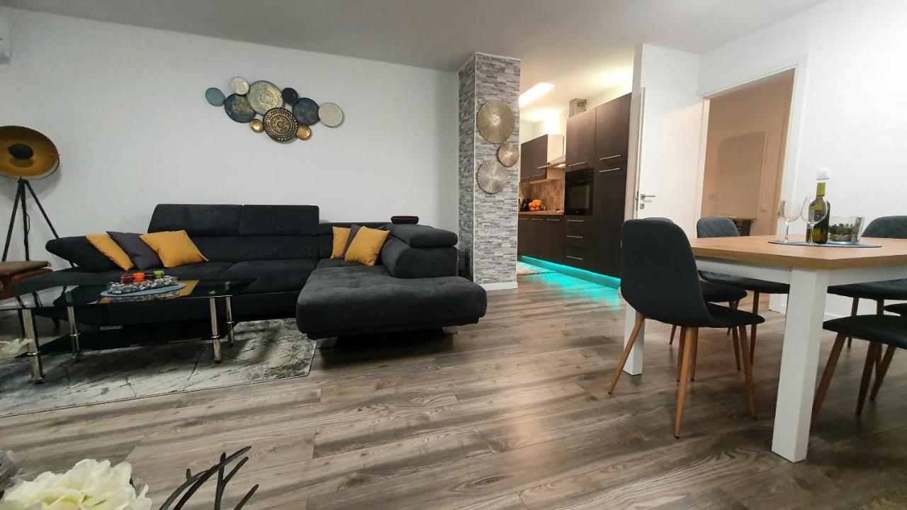 Apartman Perla Deluxe Poreč Buitenkant foto