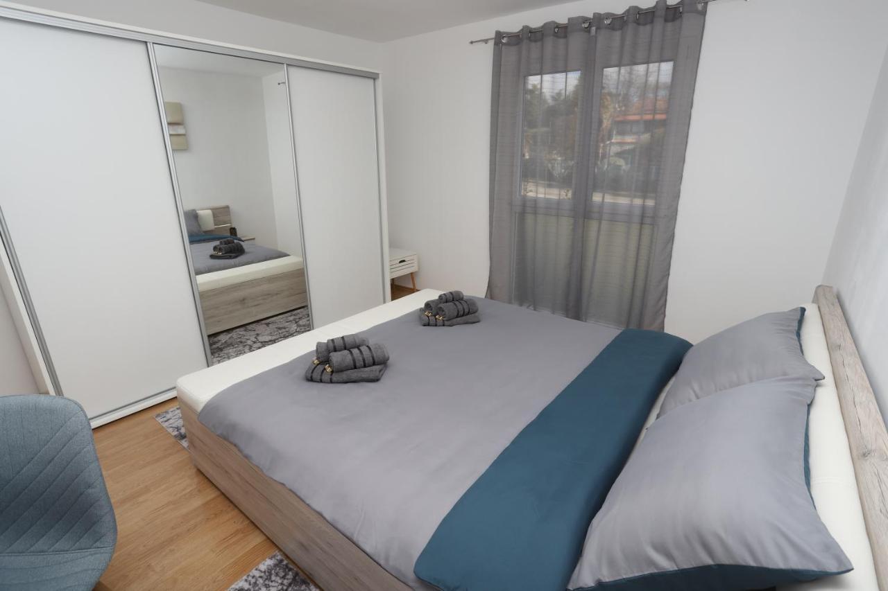 Apartman Perla Deluxe Poreč Buitenkant foto